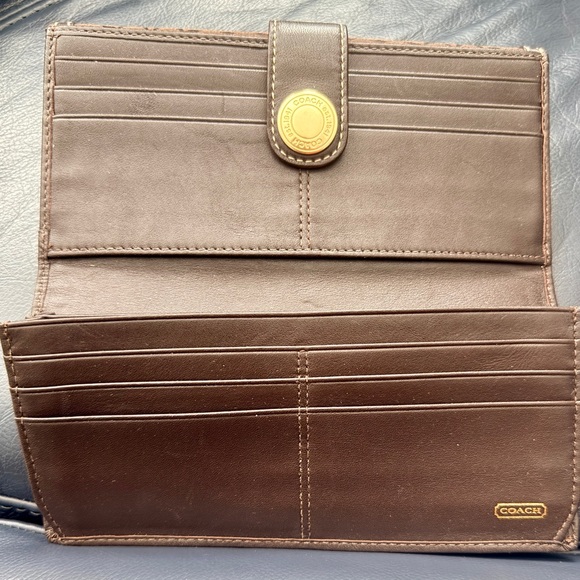 COACH Signature Canvas Wallet circa 2010 - Picture 2 of 5